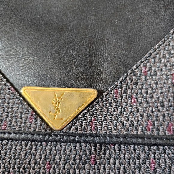 YSL Crossbody / Shoulder Bag - Picture 3 of 15